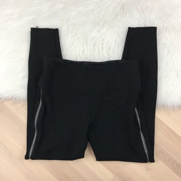 ✨ Lysse Black Side Zip Leggings✨ - Picture 5 of 10